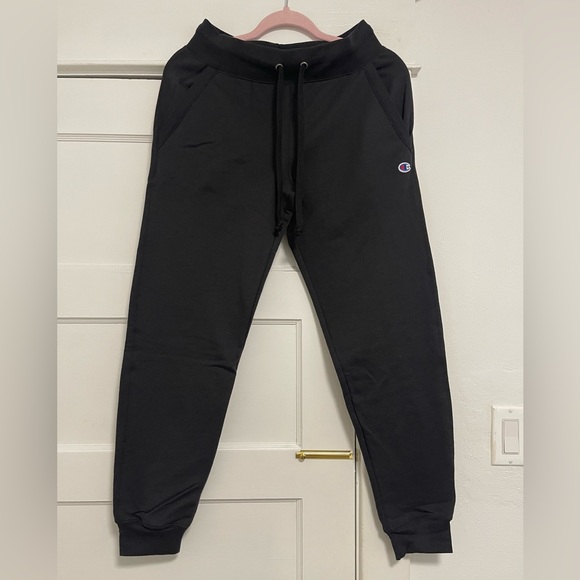 NWT Women’s Size Small Champion Drawstring Fleece Joggers With Logo Print Black - Picture 6 of 14